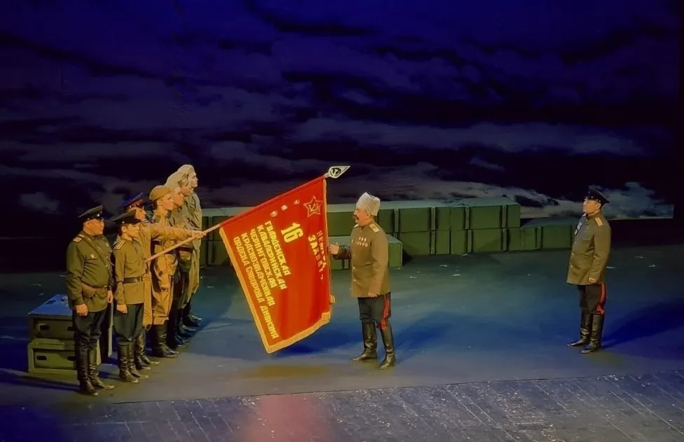 матбуғат хеҙмәте | А. Мөбәрәков исемендәге Сибай дәүләт башҡорт драма театры