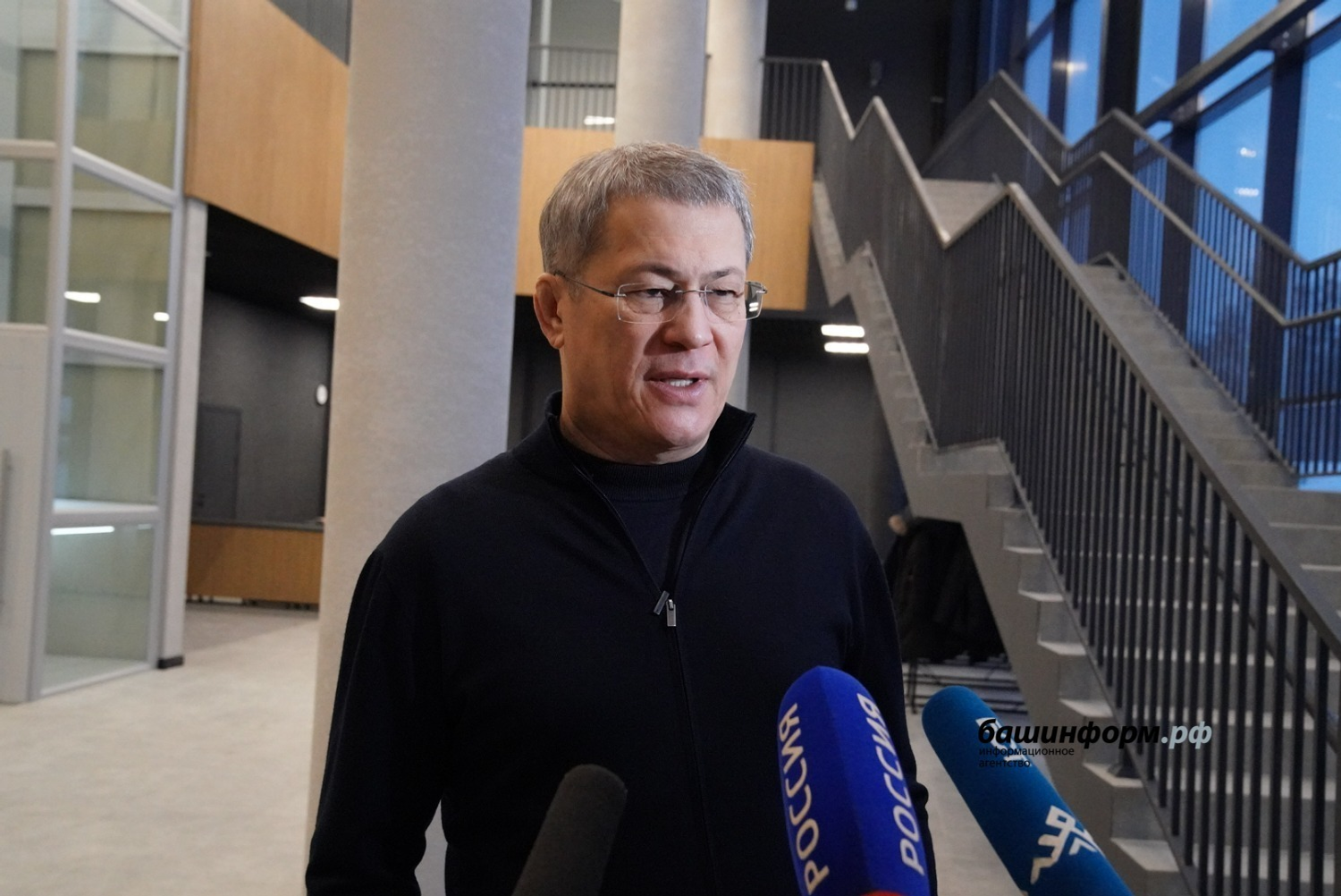 Олег Яровиков